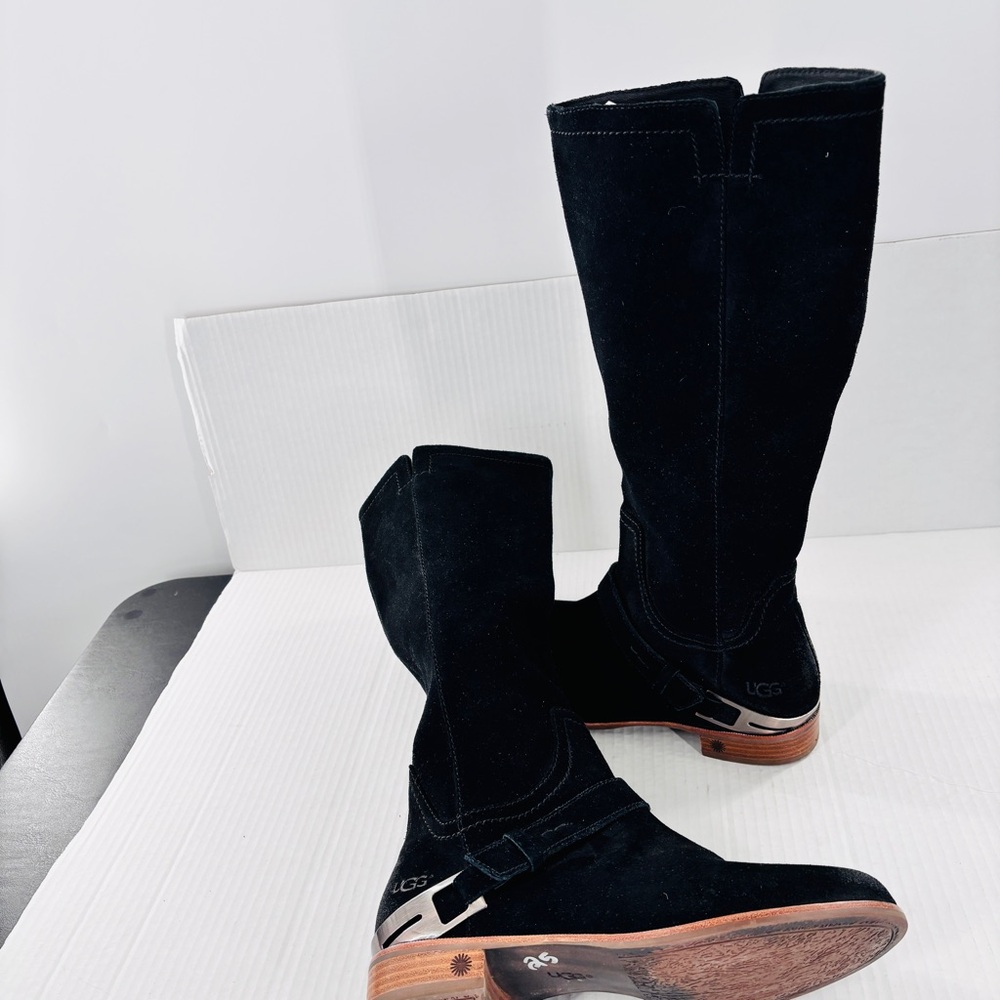 UGG Channing Boot - image 3